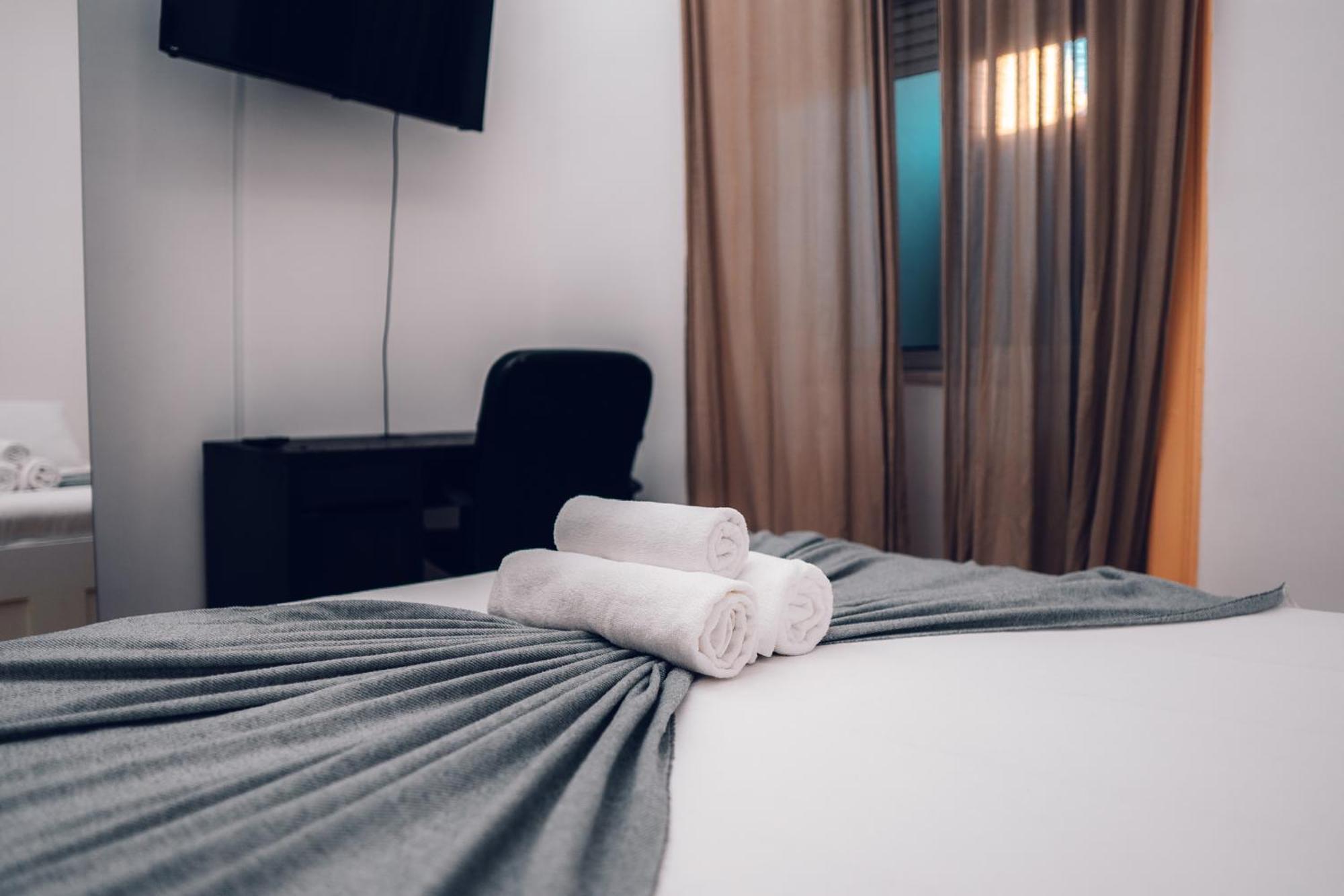 Guest House Arroios Rooms ลิสบอน ภายนอก รูปภาพ