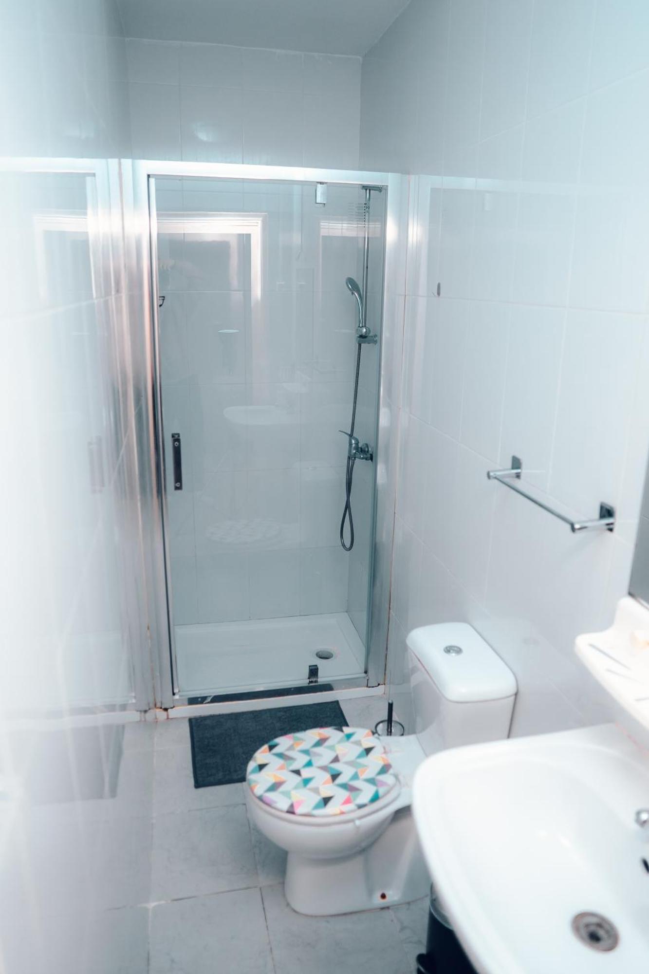 Guest House Arroios Rooms ลิสบอน ภายนอก รูปภาพ